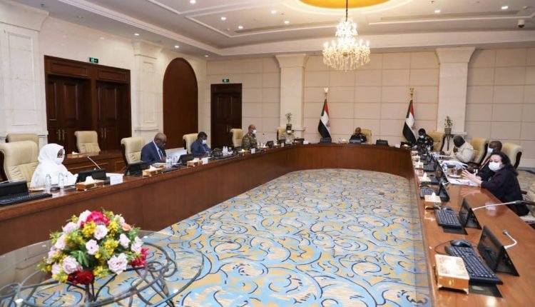 وزارة المالية تضرب عرض الحائط بقرار من المجلس السيادي