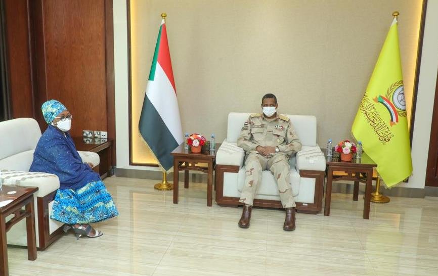 وفد منظمة الامن والمخابرات الافريقية "سيسا" يجري مباحثات مع البرهان وحميدتي عن ازمة السودان