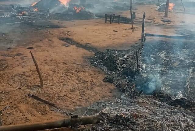 عاجل .. حريق هائل يقضي على منازل بمدينة الفاشر