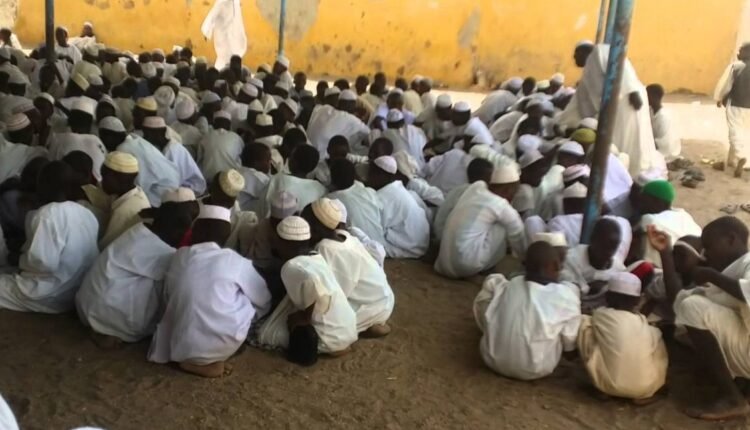 عاجل ..السودان : الحكم بالسجن والغرامة على شيخ خلوة لتعليم القرآن لإغتصاب طلابه