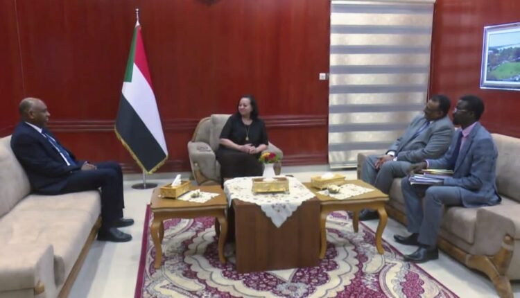 السودان : النائب العام يضع أمام مجلس السيادة تفاصيل بلاغات قتلى الإحتجاجات لدى المحاكم