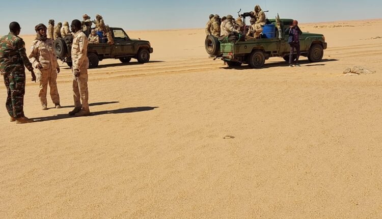 إصابة 9 من أفراد الدعم السريع في حادث انقلاب عربة
