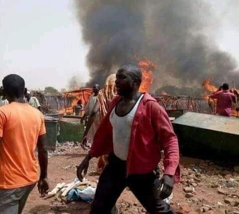 اجتماع طارئ لمجلس الأمن والدفاع السوداني ووالي غرب دارفور يقدم اعترافات خطيرة بشأن مشاركة قواته في أحداث الجنينة