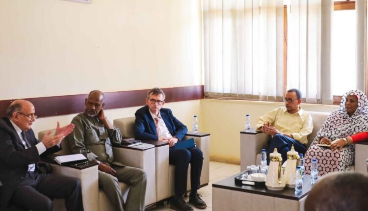 السودان.. كشف تفاصيل جديدة عن التسوية بين العسكر والحرية والتغيير وموعد توقيع المسودة