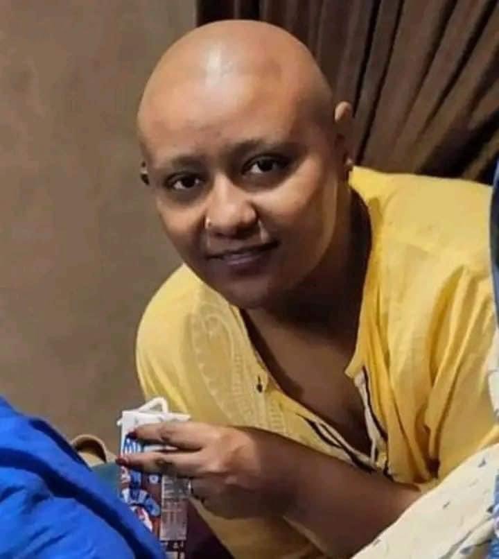 بالفيديو.. زملاء الفنانة منى مجدي بـ(كورال كلية الموسيقى) يرسمون لوحة فنية في استقبالها بمطار الخرطوم.. أصحاب يزرعون الفرح في زمن الإحباط