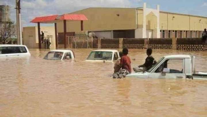 الأرصاد الجوية تطلق إنذار .. أمطار غزيرة لمدة شهرين وعواصف رعدية وأتربة وفولكر يعلن تدخل الامم المتحدة بمساعدات بعد كارثة الفيضانات والسيول في السودان
