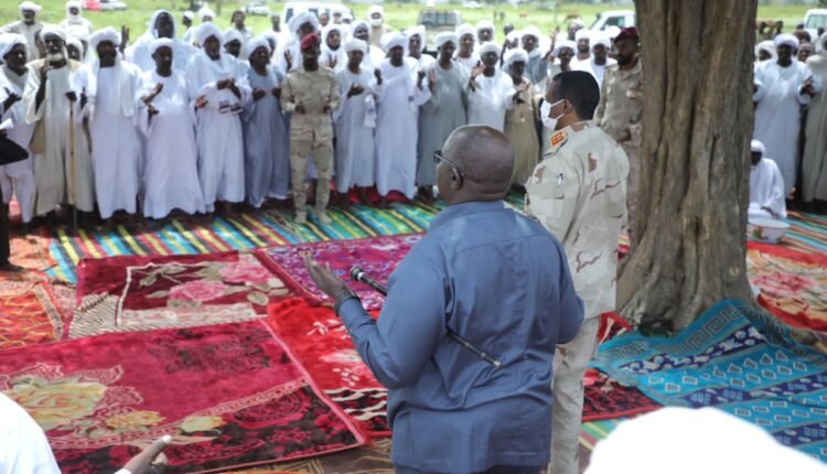 حميدتي يوجه انتقادات إلى مسؤول تشادي بشأن مقتل 18 سودانيا في الحدود ويحذر: (تاني هملة مافي)