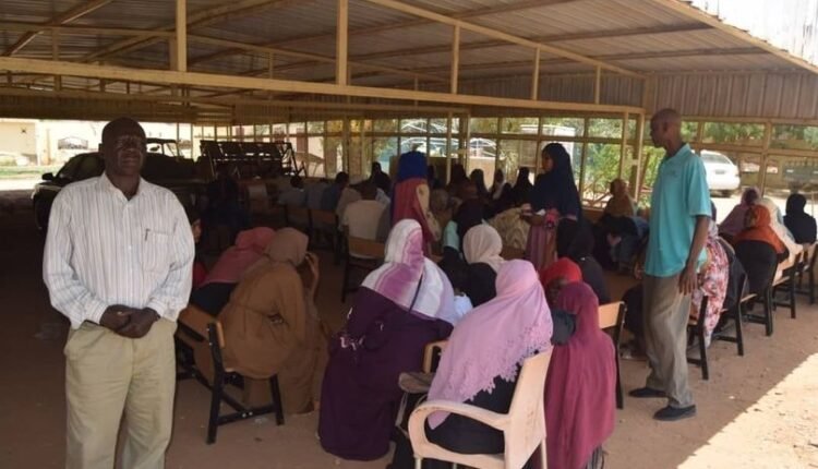 إقبال الاف الطلاب على التسجيل لإمتحانات ملاحق شهادة الأساس بالخرطوم