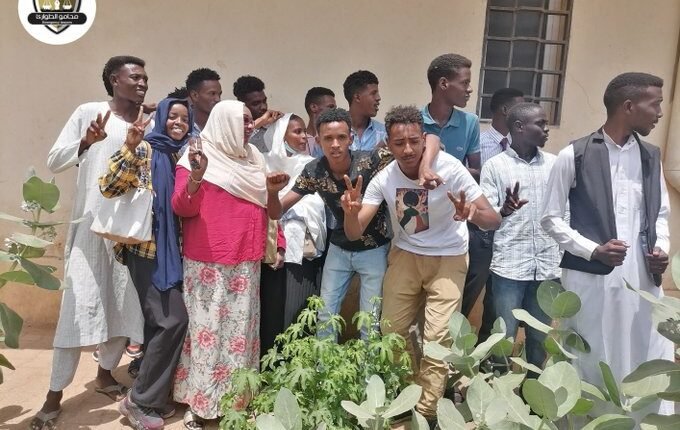 السودان.. المحكمة تشطب بلاغات جنائية ضد 17 من الثوار و تأمر بإخلاء سبيلهم