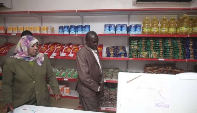 حكومة الخرطوم تتخذ قرارات بشأن مراكز البيع المخفض