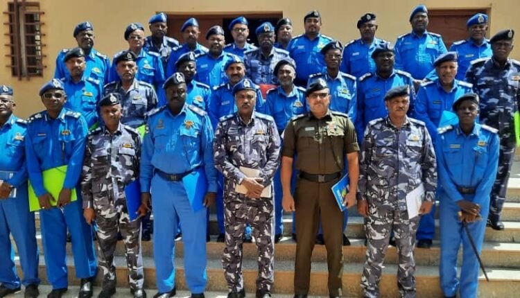 الشرطة السودانية تعلن تدريب عشرات الضباط في رتب عليا على تأمين الانتخابات
