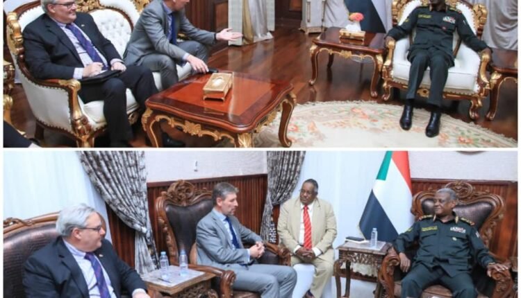 عضوا مجلس السيادة السوداني يبلغان مسؤولين بريطانيين أن المؤسسة العسكرية ليست ضد أو مع أي من المبادرات المطروحة