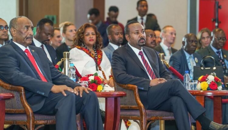 اتفاق في مباحثات البرهان وابي أحمد على تكامل اقتصادي بين السودان وإثيوبيا وحل مشكلات سد النهضة والحدود