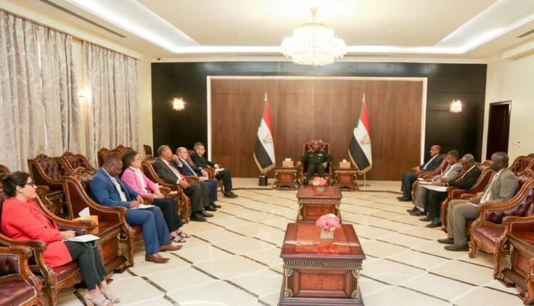 تفاصيل اتفاق بين البرهان والآلية الثلاثية على تسوية سياسية من هندسة أصحاب المصلحة