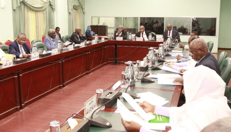 السودان : اجازة مشروع قانون يشدد عقوبات جرائم المعلوماتية بسبب التطبيقات الحديثة