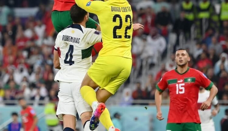 عاجل : المغرب تواصل كتابة التاريخ وتقصي البرتغال.. حسرة ودموع رونالدو وفرحة بوفال مع والدته داخل الملعب (فيديو وصور)