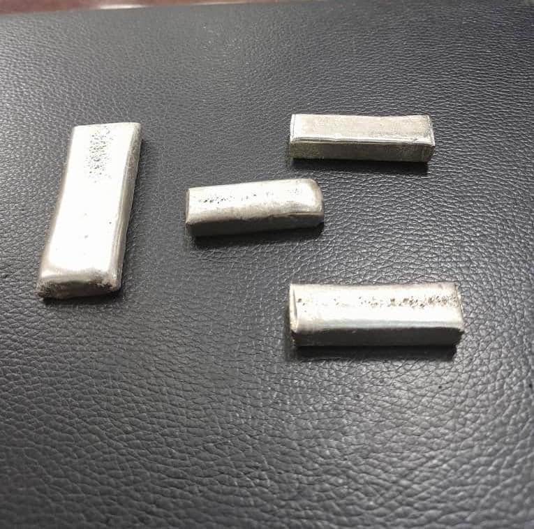 ضبط حبوب مخدرة وعملات أجنبية وذهب مهربة بمطار الخرطوم