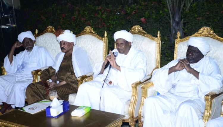 زعماء الإدارة الأهلية يبلغون حميدتي قرارََا بشأن “الإطاري”