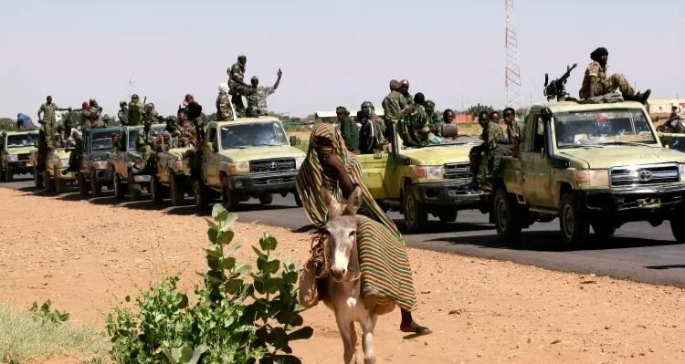 إصابة عسكريين في استهداف موكب حاكم وسط دارفور