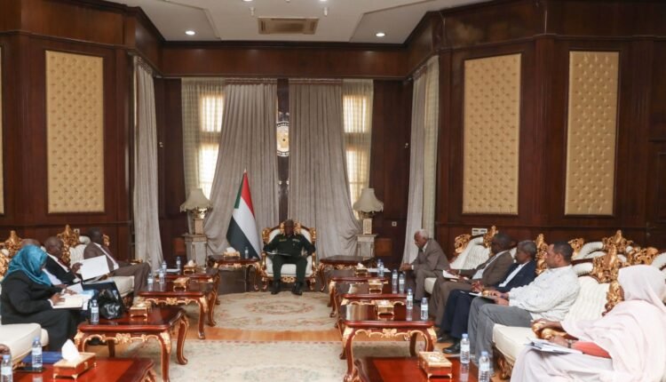 لجنة المعلمين تكشف عن الاتفاق مع مجلس السيادة السوداني على تنفيذ 7 مطالب