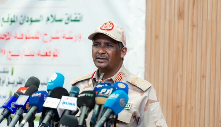 حميدتي في تحذيرات جديدة: “لو ده بيدّبّا وده بيدّبّا لن نمضي إلى الأمام”