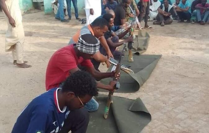 السودان. ولايات تعلن فتح معسكرات تدريب واستجابة واسعة من الشباب