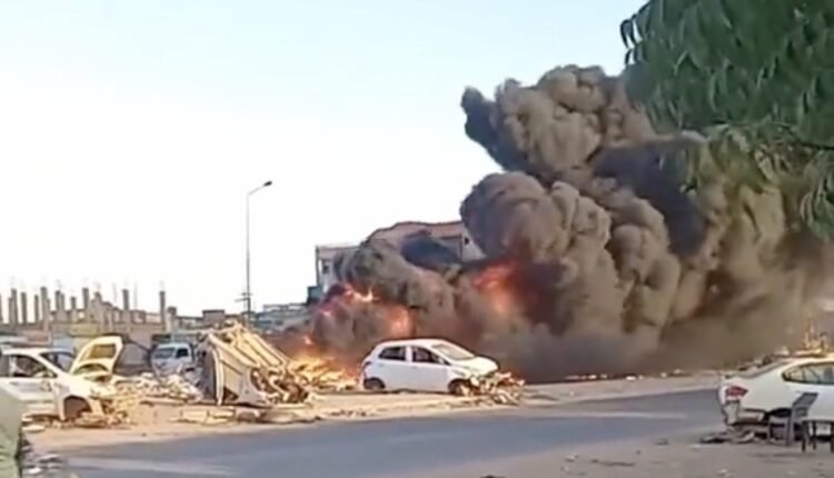 عشرات القتلى والجرحى في قصف جوي بالخرطوم