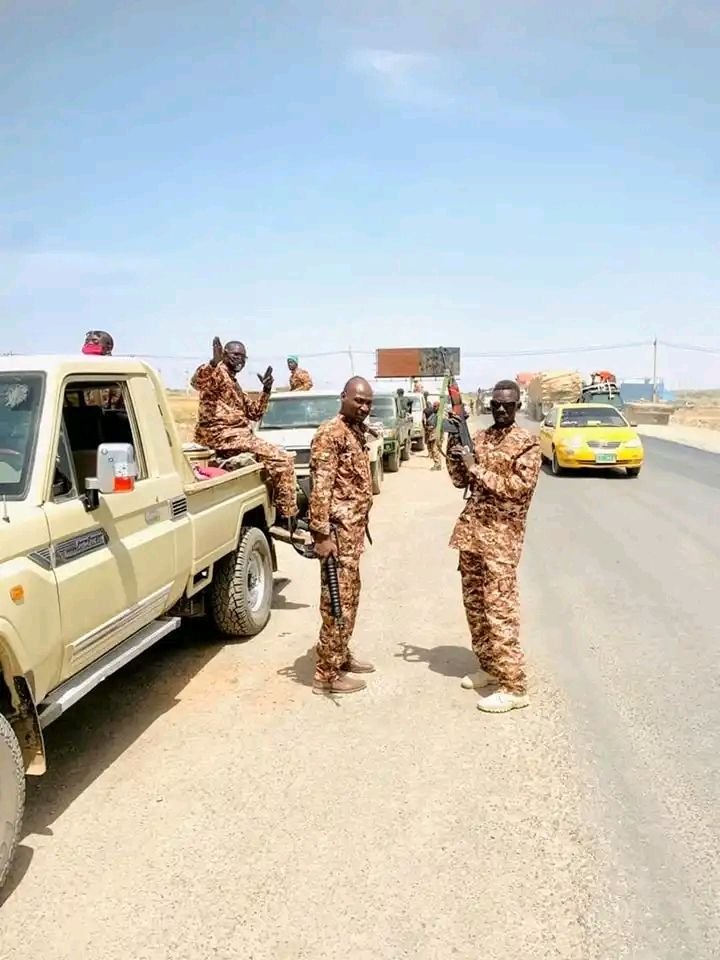 الجيش السوداني ينفذ ضربات جوية ضد الدعم السريع وينصب "صواريخ شواظ" ويتقدم في عدة محاور لتحرير الجزيرة ووصول ارتال من القوات