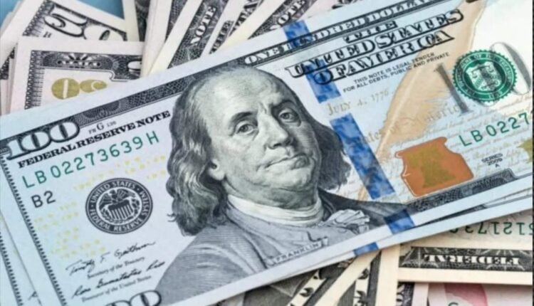 بعد ساعات من سياسات بنك السوداز ورفع سقف التحويلات.. الدولار يصل رقما قياسياً