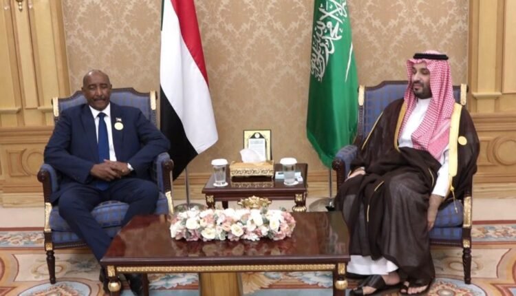 البرهان يتلقى وعدا من ولي عهد السعودية محمد بن سلمان بشأن الإمارات .. تفاصيل مكالمة هاتفية