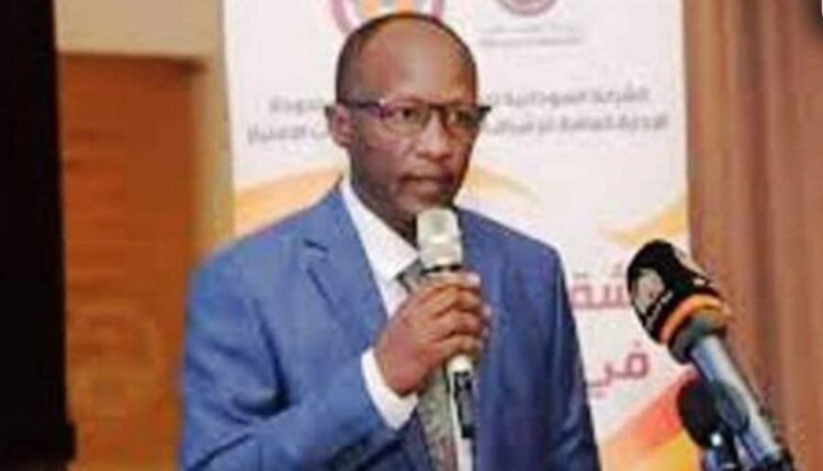 محافظ بنك السودان يكشف أسباب تغيير العملة ويعلن ستراتيجية بشأن سعر الصرف وتراجع قيمة العملة والتضخم ومحفظة بمبلغ مليار دولار