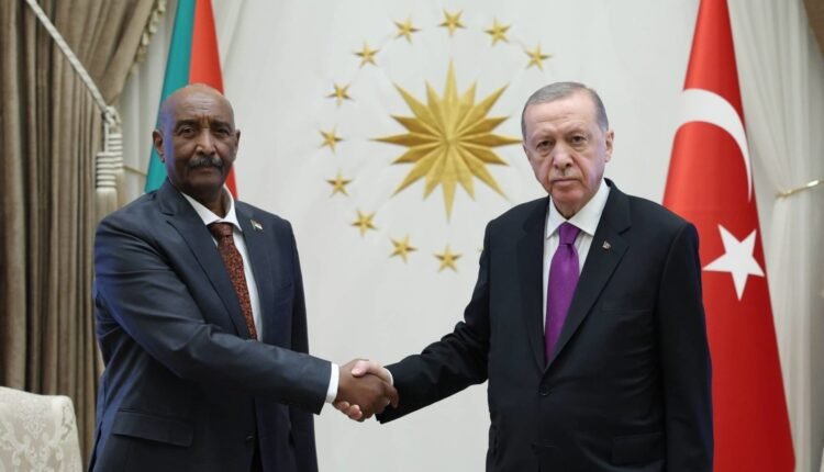 تركيا تتوسط لحل خلافات السودان والإمارات و”البرهان” يرد على المبادرة