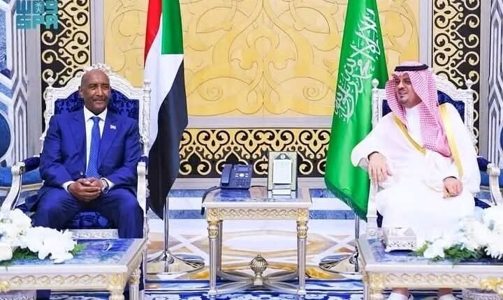 خطوة من الخرطوم والرياض لتعزيز العلاقات بين البلدين 