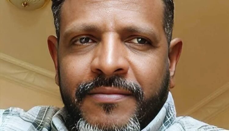 وفاة الناشط السوداني “معز محمد شريف” في حادث مروري مروع ..نعوه بأفعاله “فيديو”