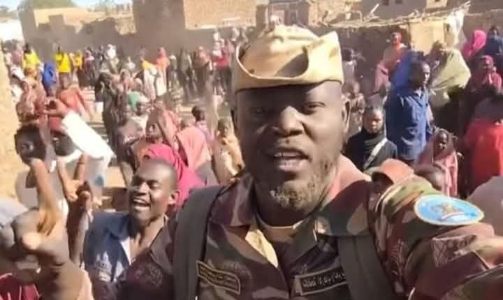 الجيش السوداني يستعيد معسكرين وقسم شرطة بعد معارك شرسة مع الدعم السريع 