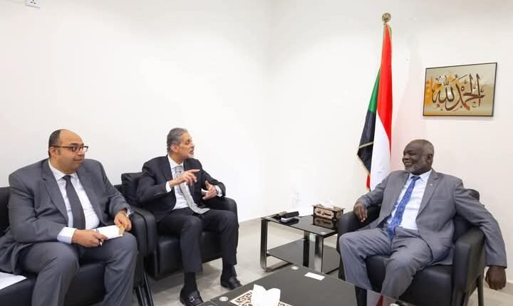 مصر تتجه لعقد مؤتمر دولي لإعادة إعمار ااسودان