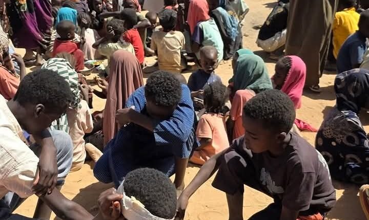 الجيش السوداني يتهم الدعم السريع بدفع نازحي معسكر زمزم للإدلاء بإفادات كاذبة