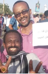 الموت يغيب الصحفي السوداني يوسف هندوسة
