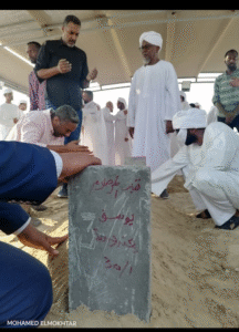 وسط حالة من الحزن.. مواراة جثمان الصحفي السوداني يوسف هندوسة بالشارقة