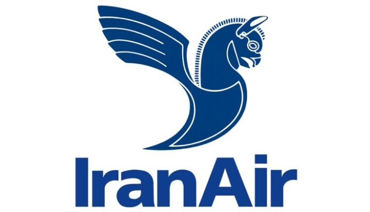 إيران تعيد فتح مجالها الجوي
