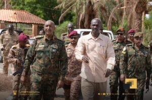 شاهد الصور.. البرهان يتفقد "ذاكرة السودان" ومباني الإذاعة والتلفزيون