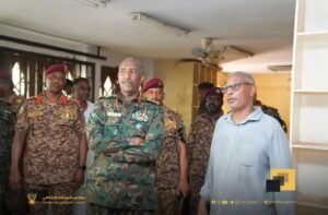 شاهد الصور.. البرهان يتفقد "ذاكرة السودان" ومباني الإذاعة والتلفزيون