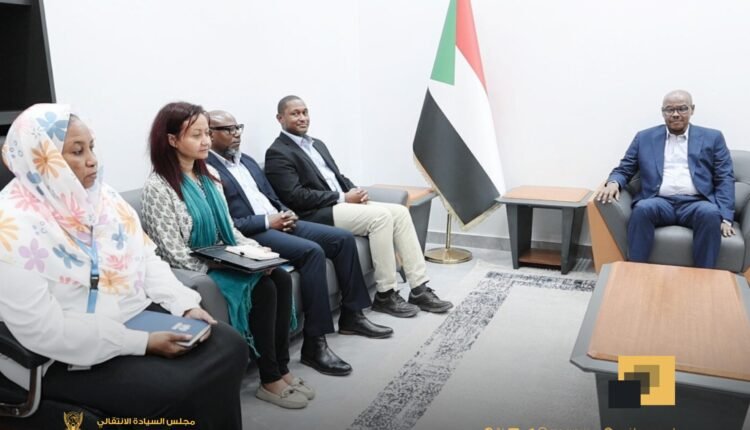 تفاهمات بين الحكومة و”مفوضية اللاجئين” لعودة السودانيين من الخارج