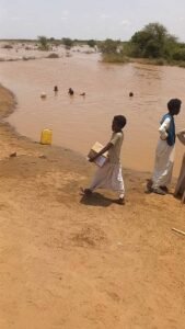 بالصور.. نهر القاش يبتلع منطقة "تندلاي" في شرق السودان