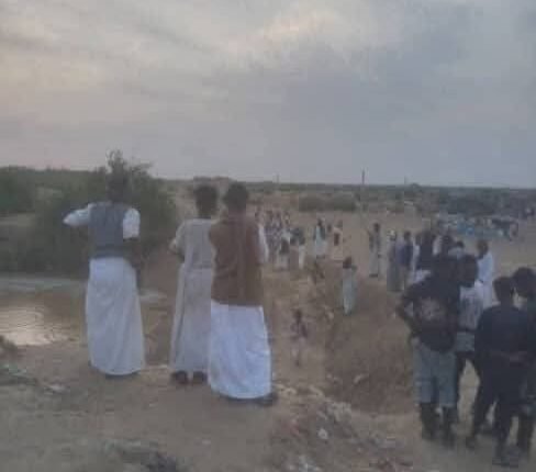 خور بركة ينذر طوكر بالغرق.. والأهالي يطالبون بالنجدة