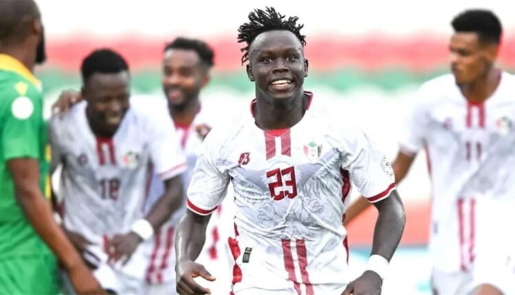 كامل إدريس مهنئا: منتخب السودان يحارب بموازاة الجيش.. يخوض المعارك وينتصر