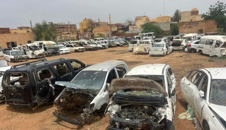 خطة لجمع 15 ألف مركبة مدمرة من شوارع الخرطوم