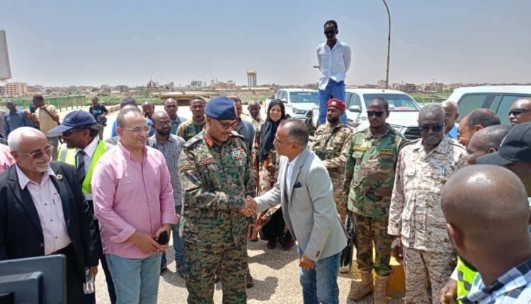 فرق الصيانة تبدأ تأهيل جسرين حيويين في الخرطوم
