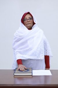 النائب العام تؤدي القسم وترسل رسالة في بريد العابثين بمقدرات الشعب السوداني