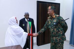 النائب العام تؤدي القسم وترسل رسالة في بريد العابثين بمقدرات الشعب السوداني